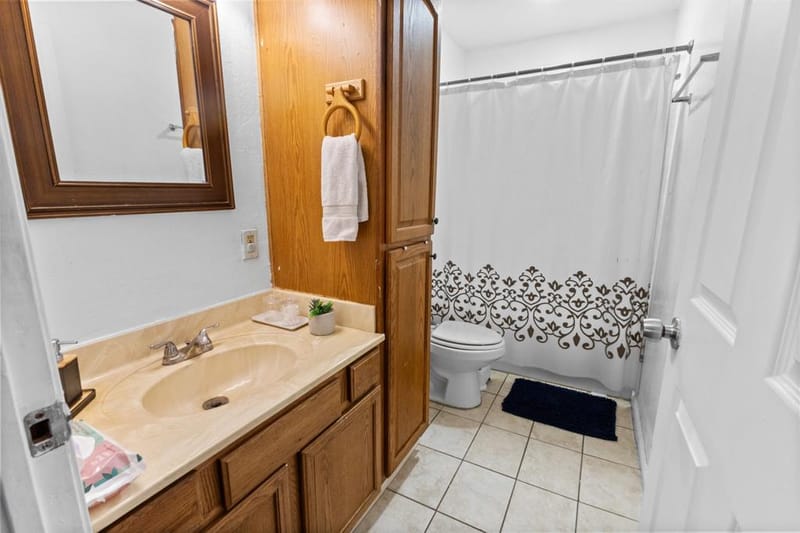 401 E Davis Avenue, Alvarado TX 76009 - Photo 8