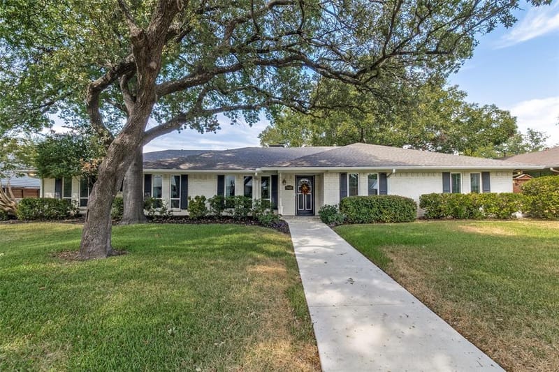7625 Woodstone Lane, Dallas TX 75248 - Photo 2
