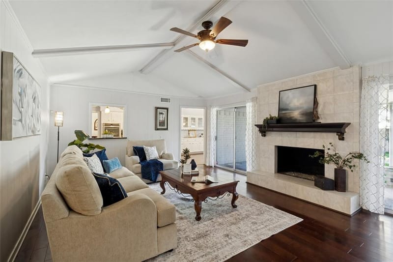 7625 Woodstone Lane, Dallas TX 75248 - Photo 10