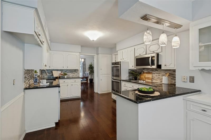 7625 Woodstone Lane, Dallas TX 75248 - Photo 19