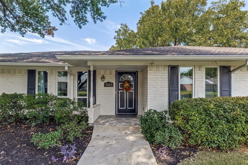 7625 Woodstone Lane, Dallas TX 75248 - Photo 4