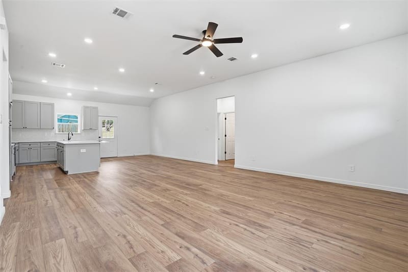 4300 Lucero Drive, Granbury TX 76048 - Photo 8