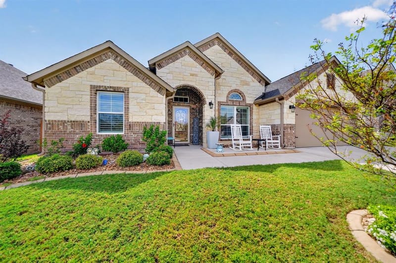 1528 Sidewinder Trail, Weatherford TX 76087 - Photo 3