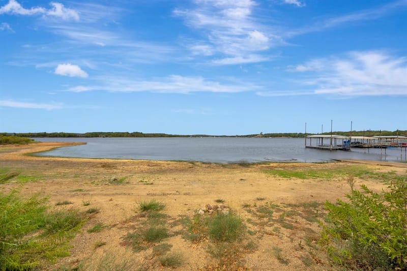445 Lakeside Drive, Bowie TX 76230