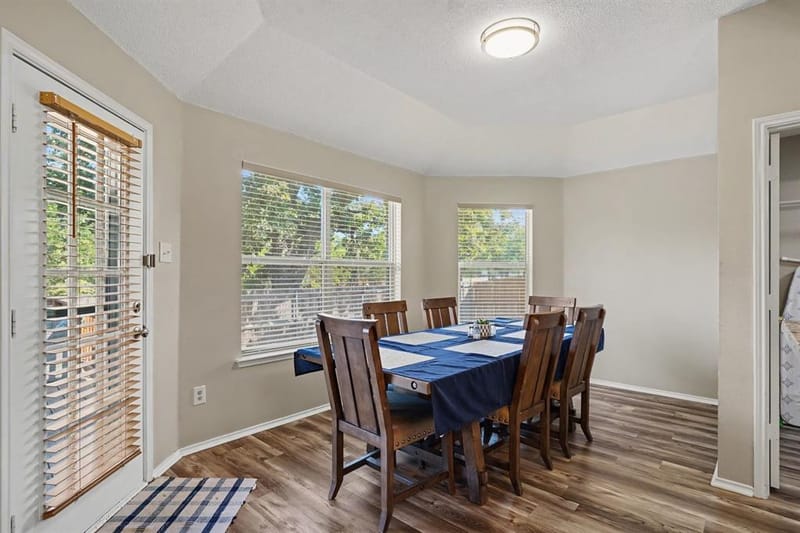 637 Oak View Court, Azle TX 76020 - Photo 7