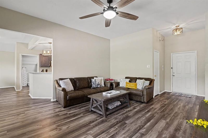 637 Oak View Court, Azle TX 76020 - Photo 10
