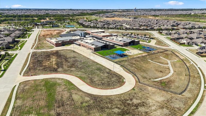 2804 Ainsworth Road, Aubrey TX 76227 - Photo 23