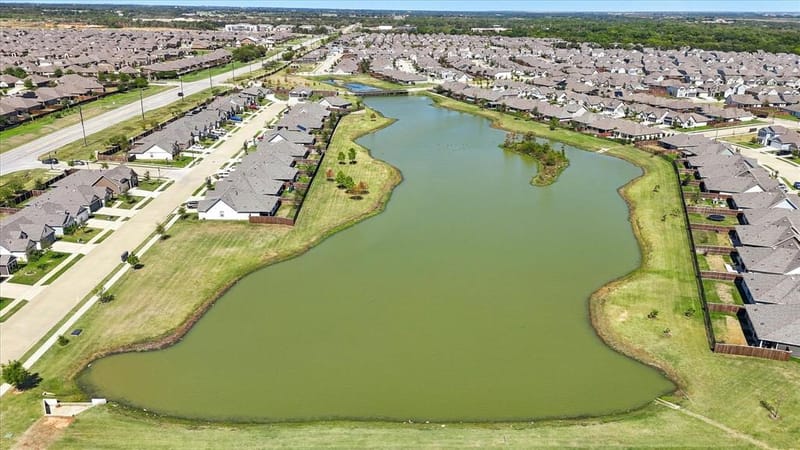 2804 Ainsworth Road, Aubrey TX 76227 - Photo 22