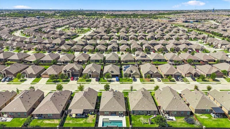 2804 Ainsworth Road, Aubrey TX 76227 - Photo 21