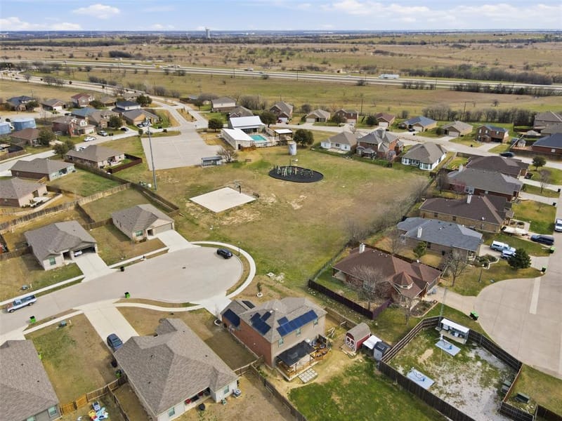 112 Saloon Cove E, Newark TX 76071 - Photo 33
