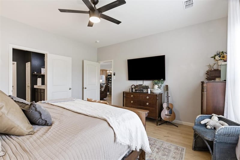 112 Saloon Cove E, Newark TX 76071 - Photo 19
