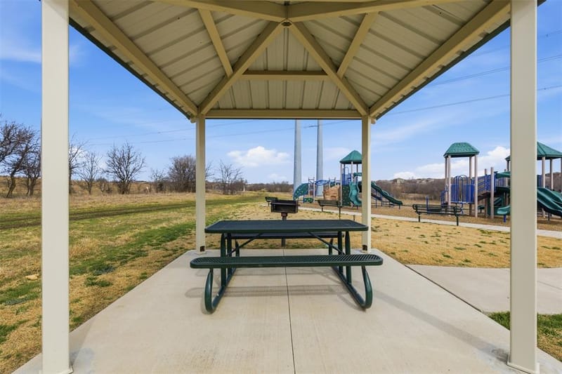 112 Saloon Cove E, Newark TX 76071 - Photo 39