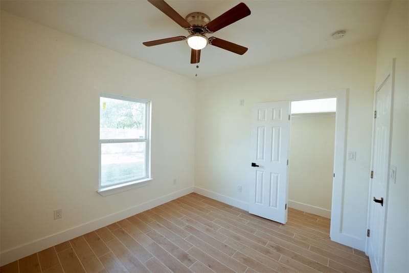 406 E Belknap Street, Ennis TX 75119 - Photo 20