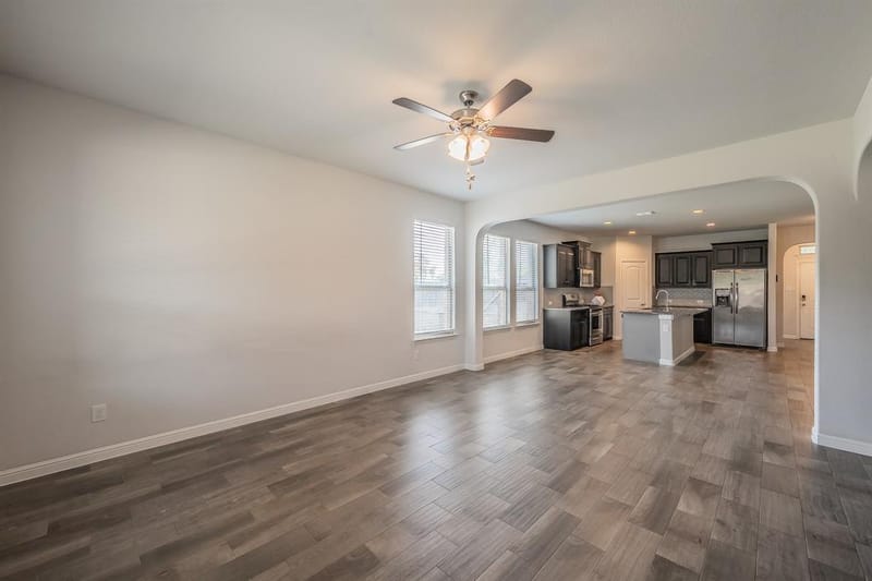 300 Oakbluff Drive, Denton TX 76210 - Photo 14