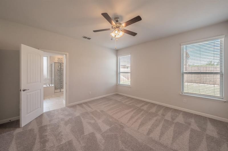300 Oakbluff Drive, Denton TX 76210 - Photo 15