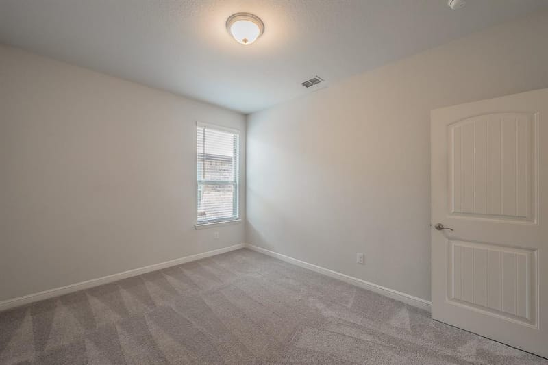 300 Oakbluff Drive, Denton TX 76210 - Photo 21