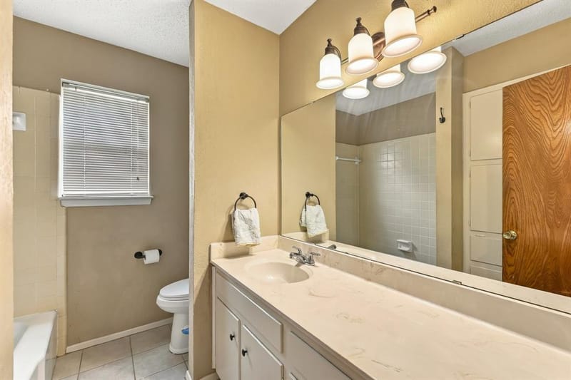 7259 Yolanda Drive, Fort Worth TX 76112 - Photo 30