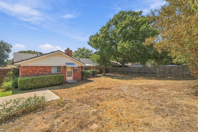 7259 Yolanda Drive, Fort Worth TX 76112 - Photo 38