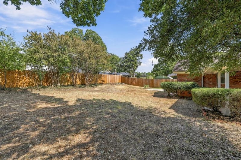 7259 Yolanda Drive, Fort Worth TX 76112 - Photo 35