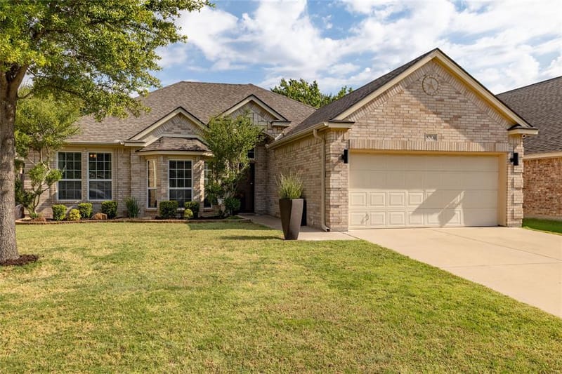 8308 Teja Trail, Benbrook TX 76126 - Photo 2