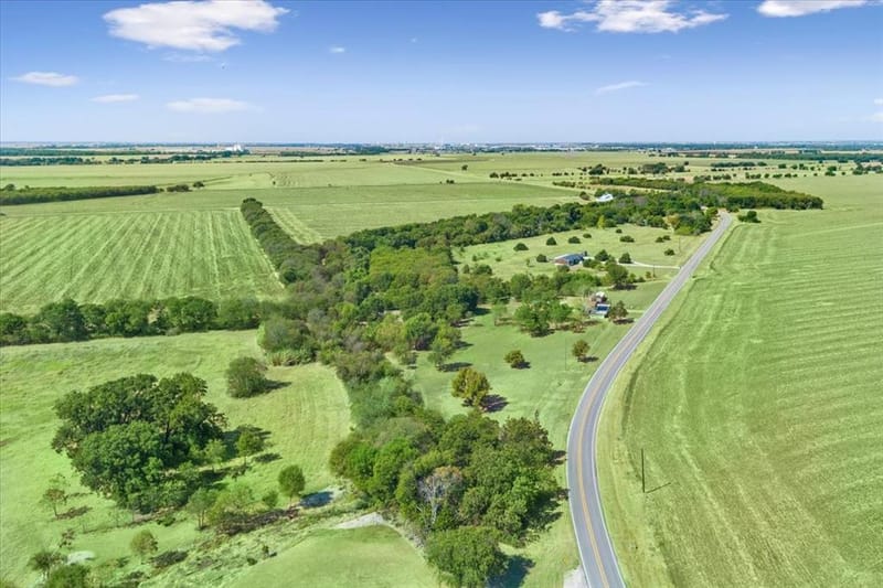 4246 Old Caufield Ranch Road, McGregor TX 76657 - Photo 26