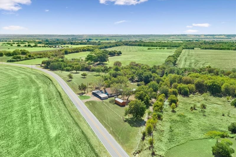4246 Old Caufield Ranch Road, McGregor TX 76657
