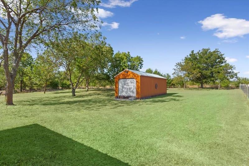4246 Old Caufield Ranch Road, McGregor TX 76657 - Photo 24