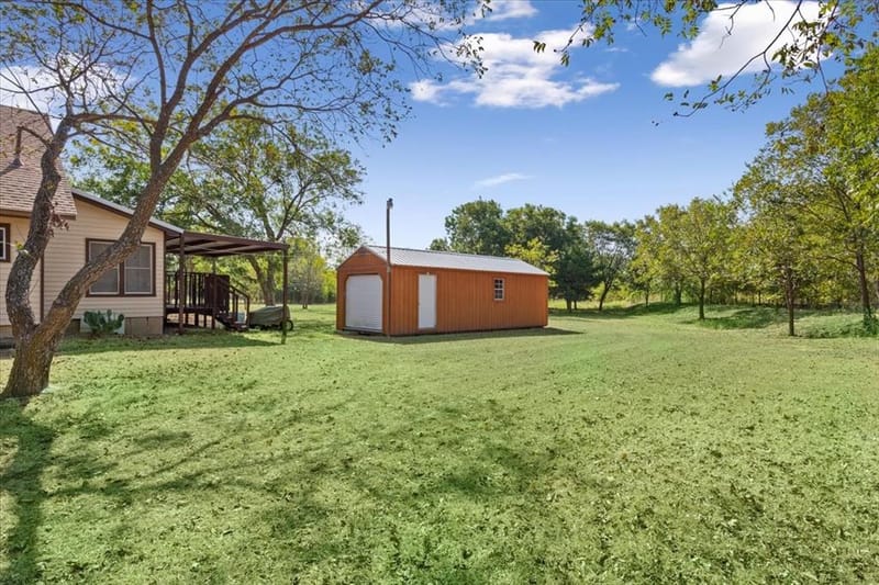 4246 Old Caufield Ranch Road, McGregor TX 76657 - Photo 21