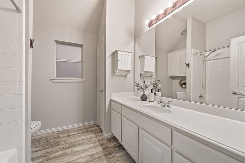307 Park Haven Boulevard, Euless TX 76039 - Photo 27
