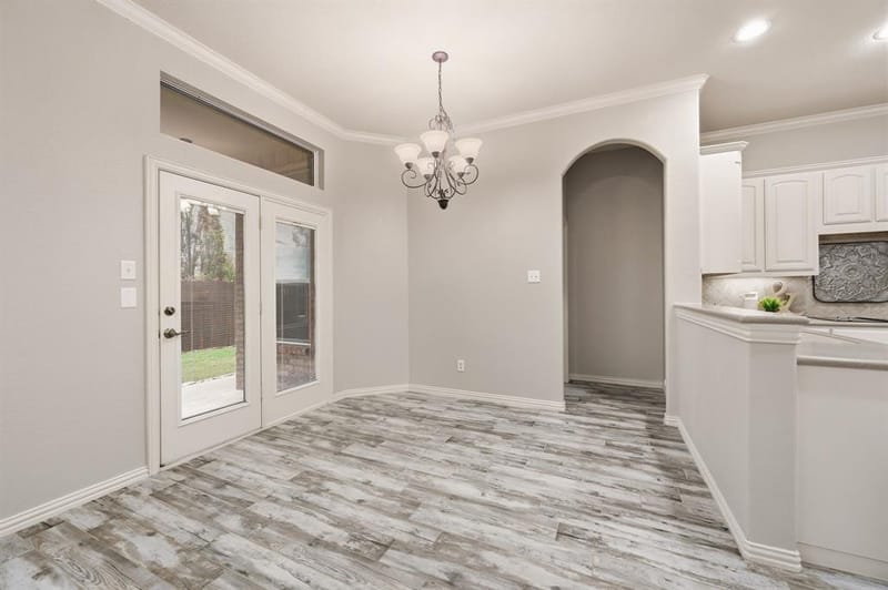 307 Park Haven Boulevard, Euless TX 76039 - Photo 12
