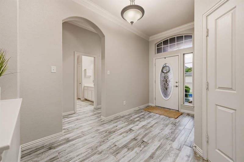 307 Park Haven Boulevard, Euless TX 76039 - Photo 7