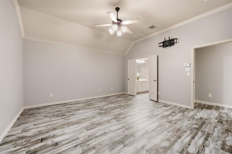 307 Park Haven Boulevard, Euless TX 76039 - Photo 20