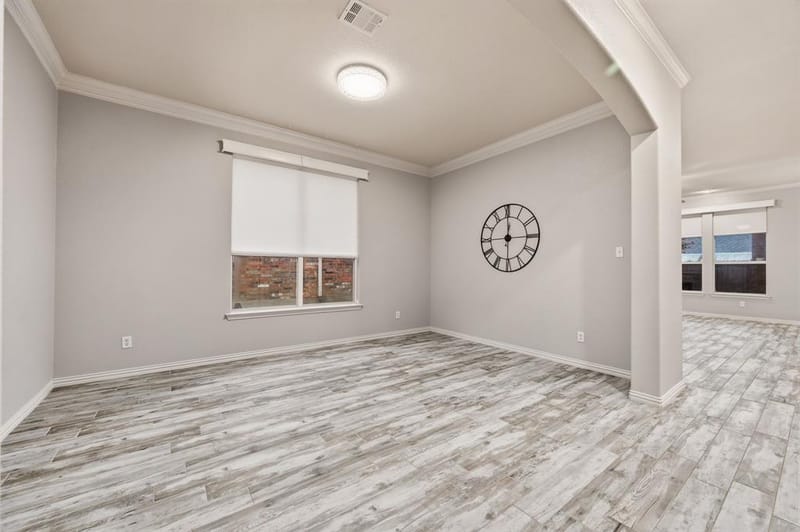 307 Park Haven Boulevard, Euless TX 76039 - Photo 9