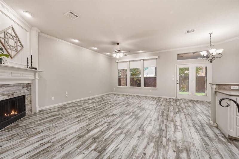 307 Park Haven Boulevard, Euless TX 76039 - Photo 10