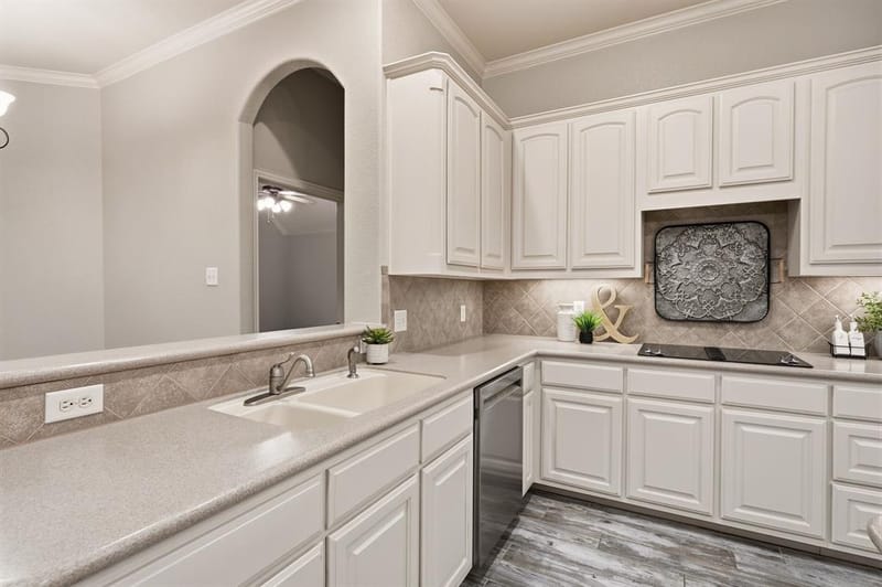 307 Park Haven Boulevard, Euless TX 76039 - Photo 15