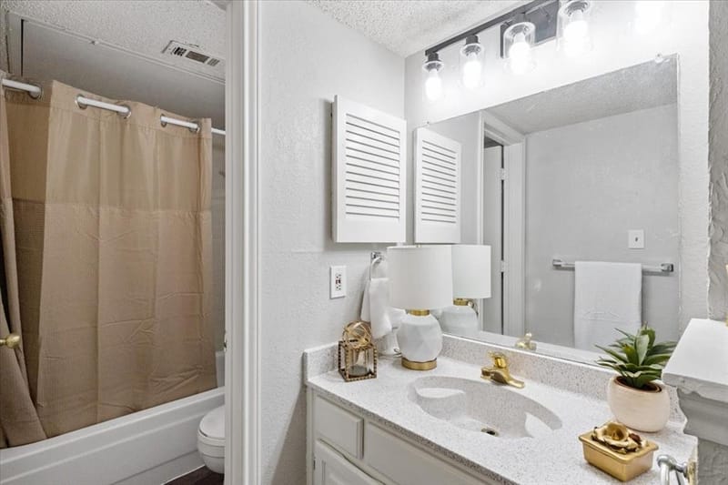 2309 Balsam Drive # K213, Arlington TX 76006 - Photo 4