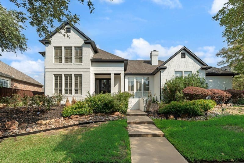 2217 Clearspring Drive S, Irving TX 75063