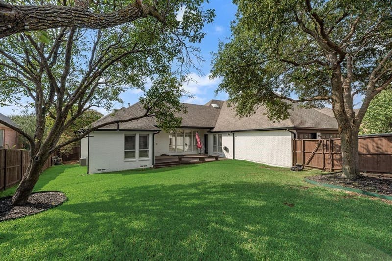 2217 Clearspring Drive S, Irving TX 75063 - Photo 30