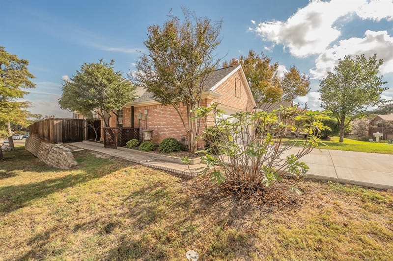 865 Kingwood Court, Highland Village TX 75077 - Photo 29