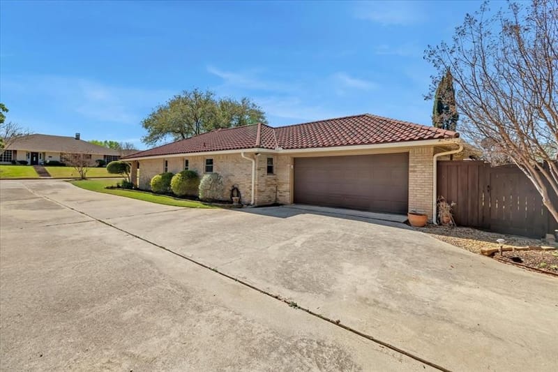 1111 Berkshire Court, Trophy Club TX 76262 - Photo 37