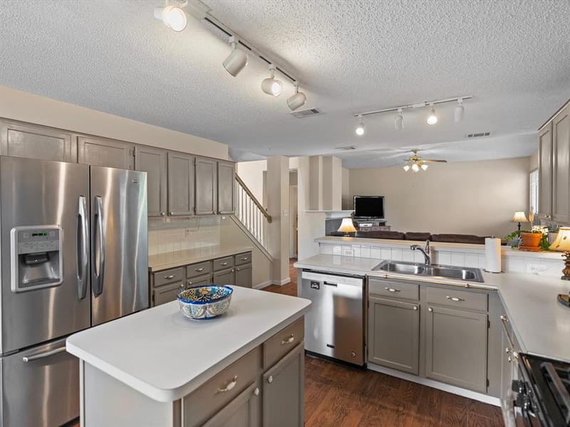7501 Gillon Drive, Rowlett TX 75089 - Photo 15