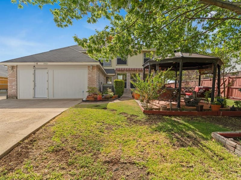 7501 Gillon Drive, Rowlett TX 75089 - Photo 35