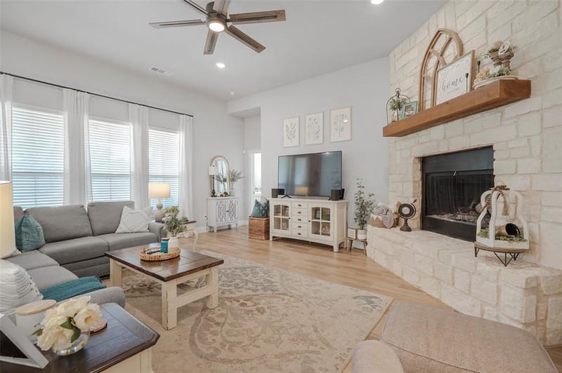 108 Southwood Drive, Burleson TX 76028 - Photo 25