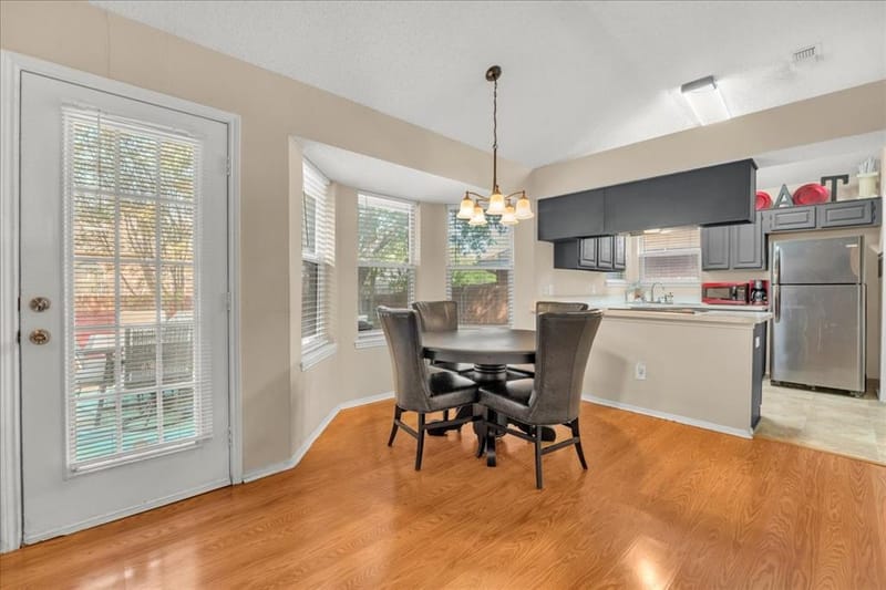 6608 Stetter Drive, Arlington TX 76001 - Photo 6