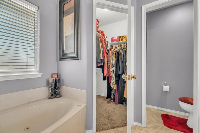 6608 Stetter Drive, Arlington TX 76001 - Photo 14
