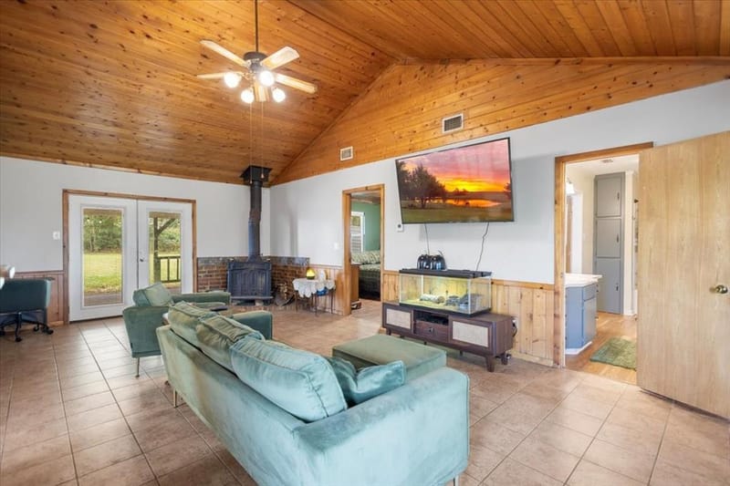 2360 Elk Road, Gilmer TX 75644 - Photo 5