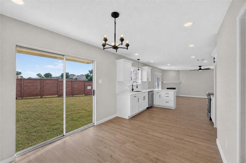 1336 Kiwi Court, Dallas TX 75051 - Photo 18