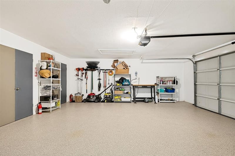 3923 Weeburn Drive, Dallas TX 75229 - Photo 27
