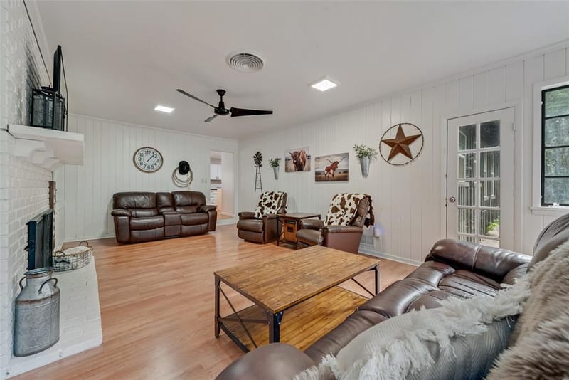 6555 Calmont Avenue, Fort Worth TX 76116 - Photo 9