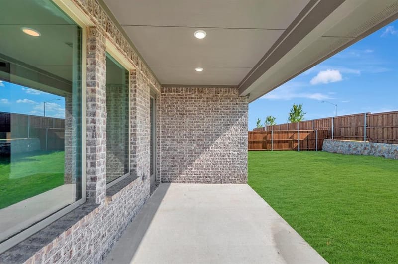 12525 Quay Drive, Fort Worth TX 76052 - Photo 3